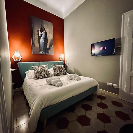 Nerino House, Elegante E Tranquillo Appartamento A 5 Minuti Dal Duomo Milan Extérieur photo