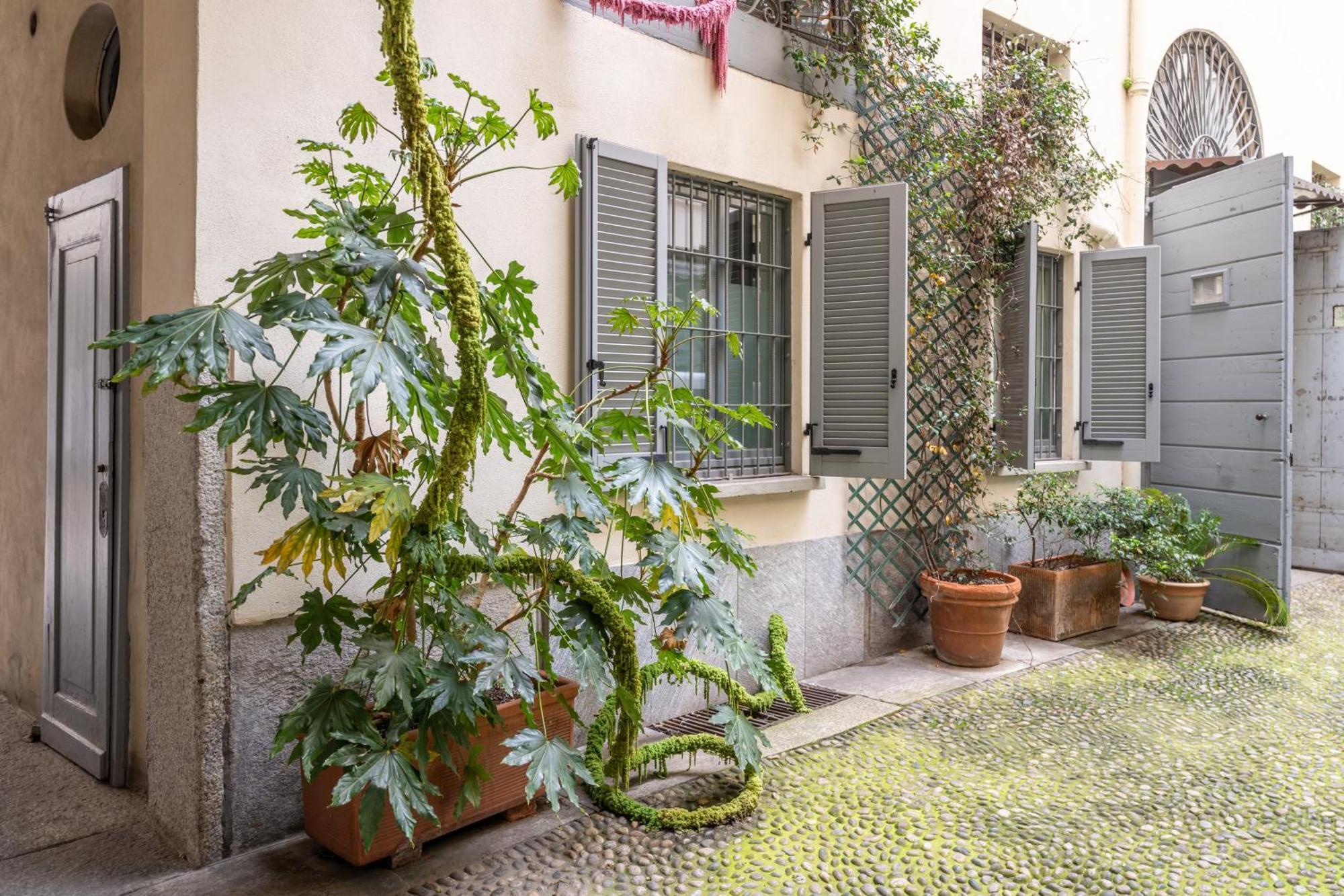 Nerino House, Elegante E Tranquillo Appartamento A 5 Minuti Dal Duomo Milan Extérieur photo
