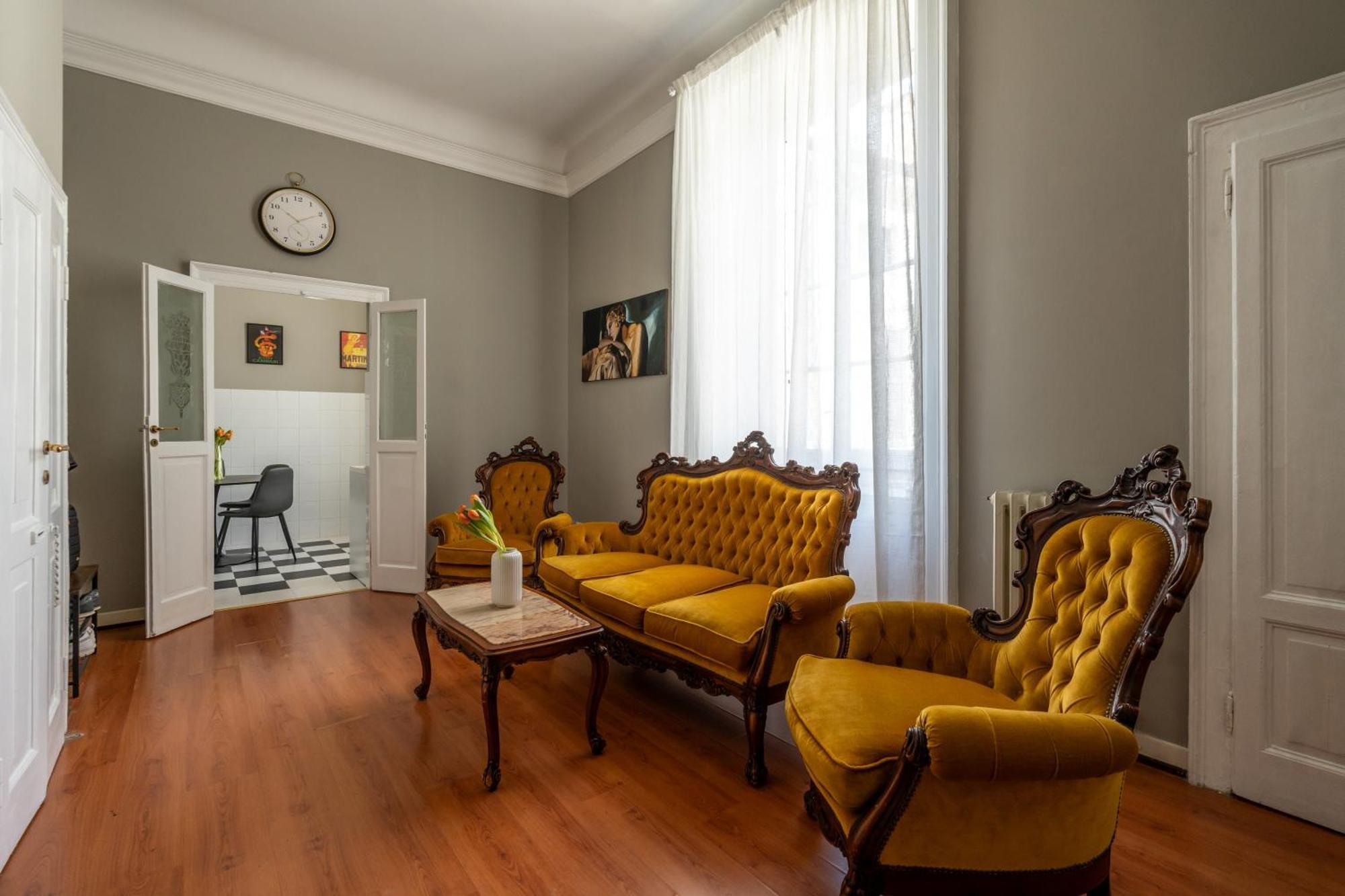 Nerino House, Elegante E Tranquillo Appartamento A 5 Minuti Dal Duomo Milan Extérieur photo